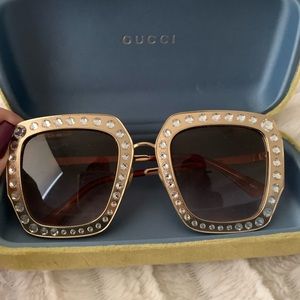 Gucci sunglasses